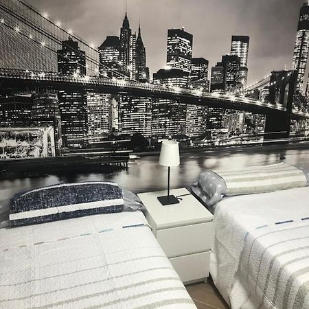Ferienwohnung Piso Enorme Centrico Para Grupos Gijón Exterior foto